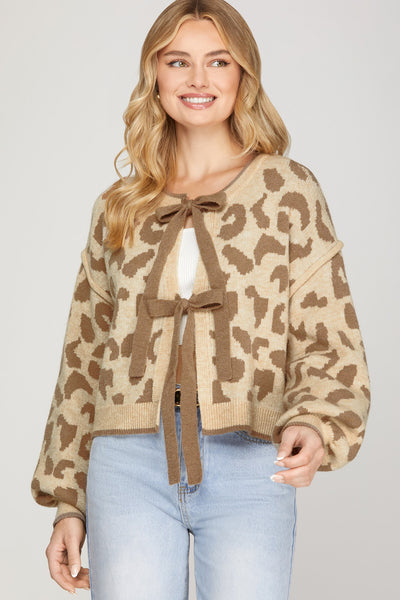 LEOPARD PATTERNED BOW TIE SWEATER