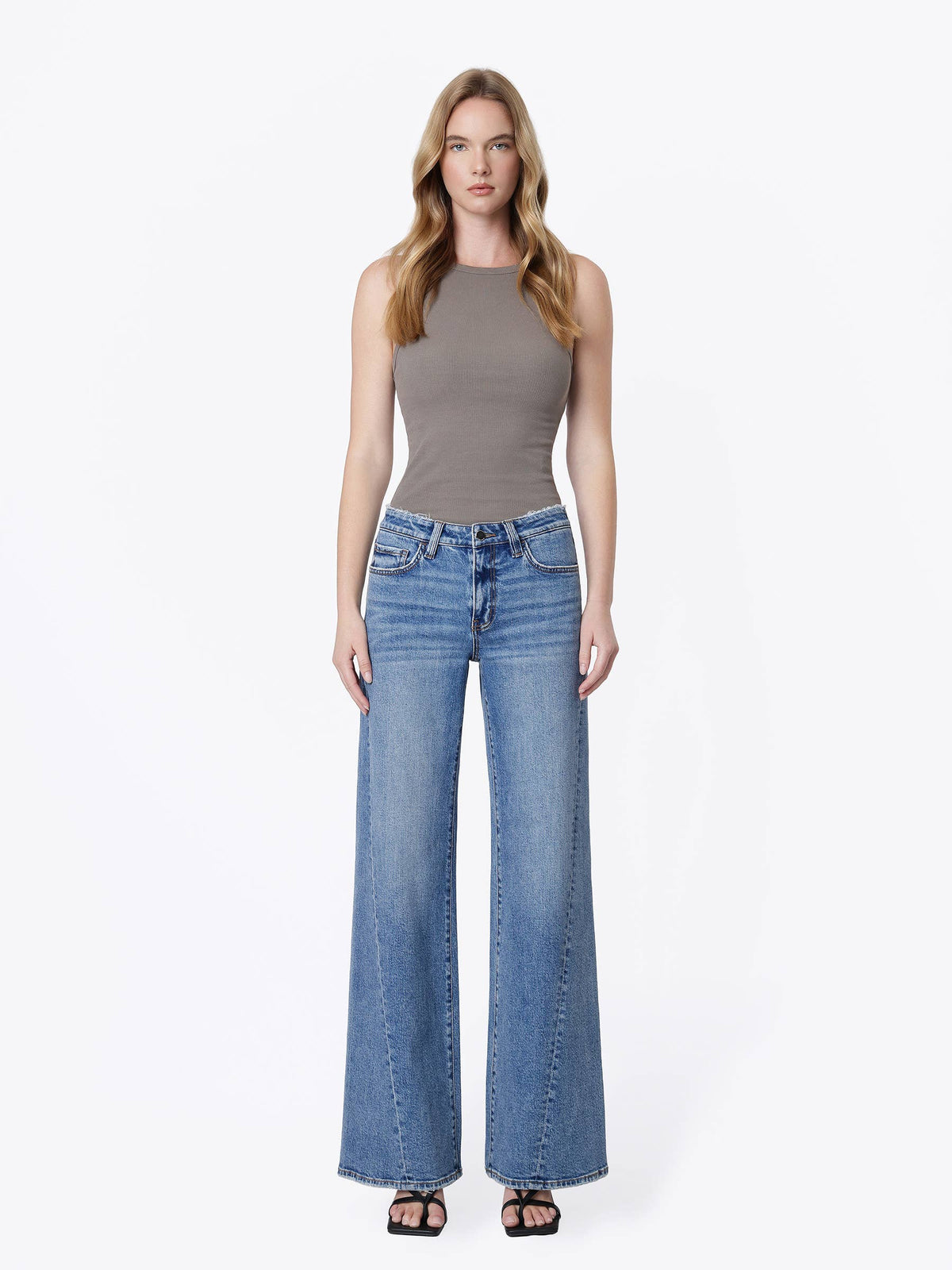 MID RISE DISTRESSED WAISTBAND TWISTED WIDE JEANS F9197