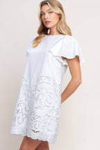 A solid woven eyelet dress - ID23507