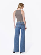 MID RISE DISTRESSED WAISTBAND TWISTED WIDE JEANS F9197