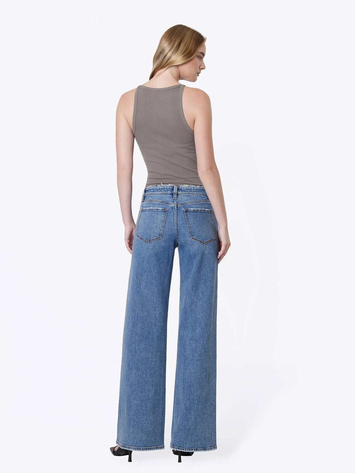 MID RISE DISTRESSED WAISTBAND TWISTED WIDE JEANS F9197
