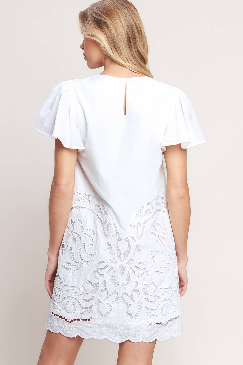 A solid woven eyelet dress - ID23507