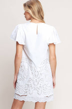 A solid woven eyelet dress - ID23507