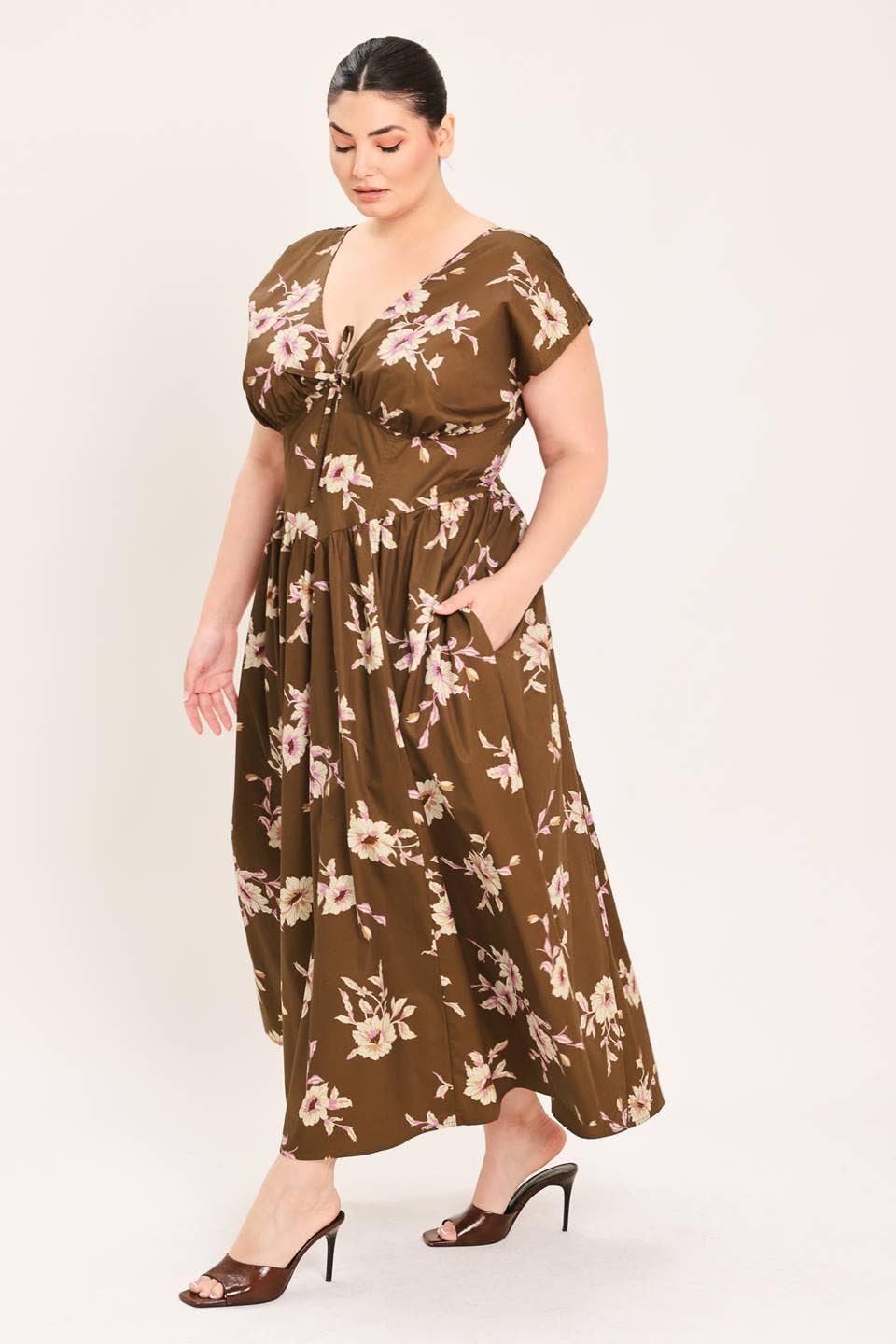 A printed woven midi dress