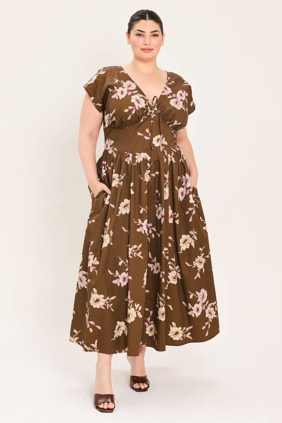 A printed woven midi dress