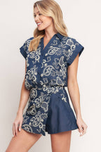 A solid and embroidery combination top - IT14099B