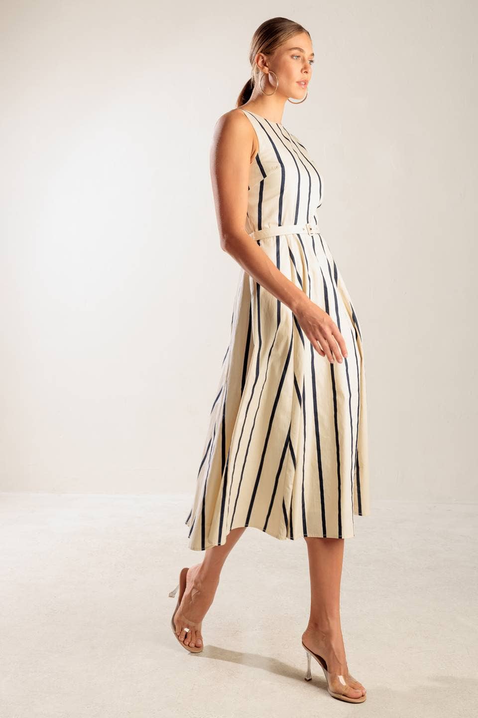 A striped woven midi dress - FD1503