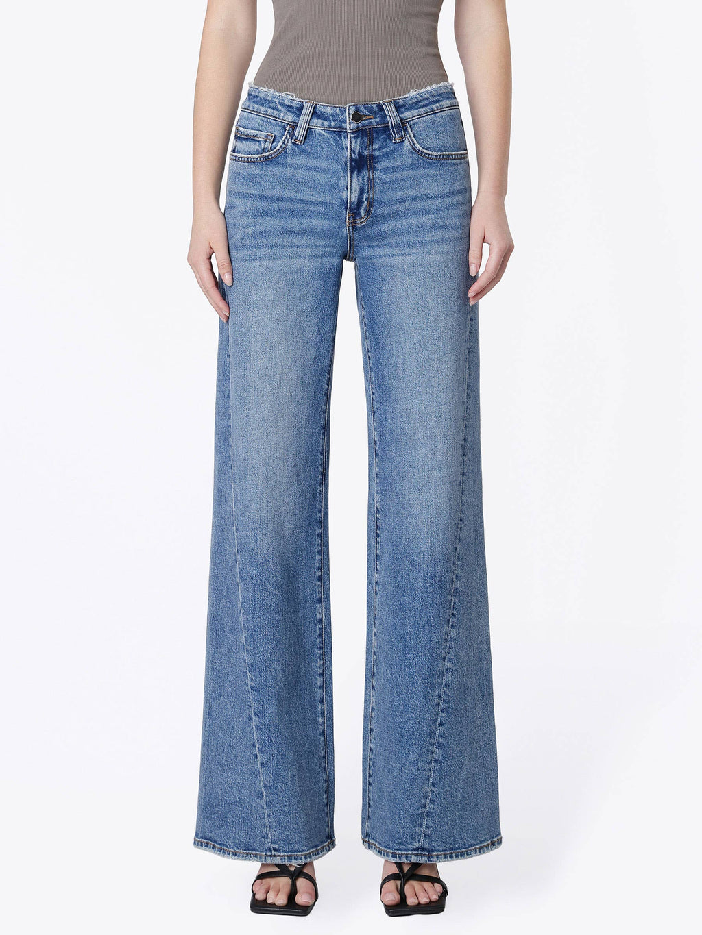 MID RISE DISTRESSED WAISTBAND TWISTED WIDE JEANS F9197