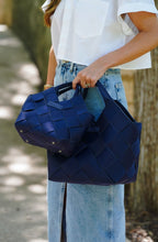 The Dallas Classic Tote in Navy