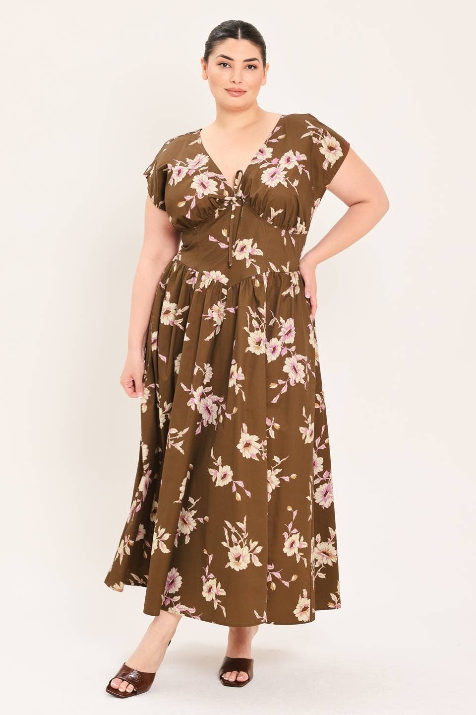 A printed woven midi dress