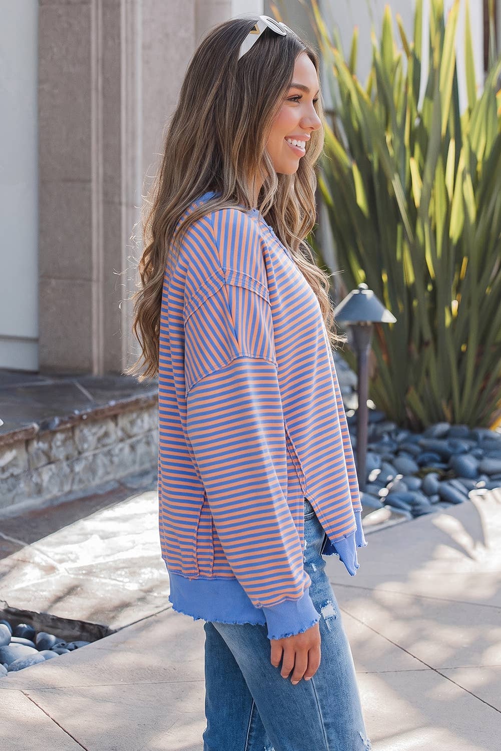 Colorblock Scalloped Trim Top