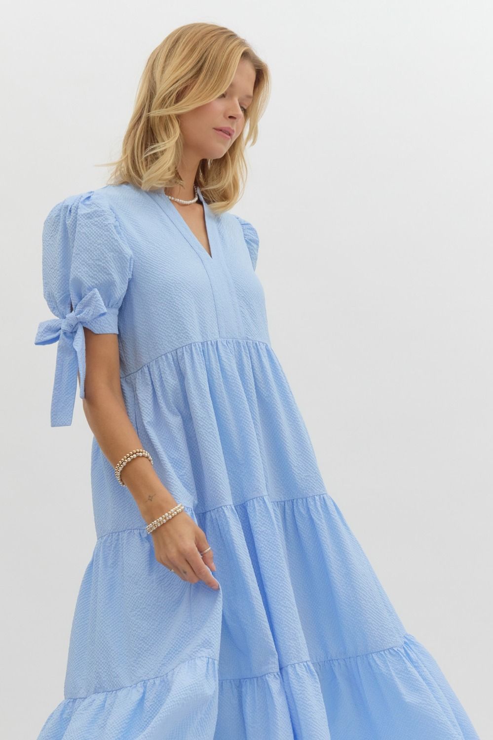 Solid textured tiered pullover midi dress