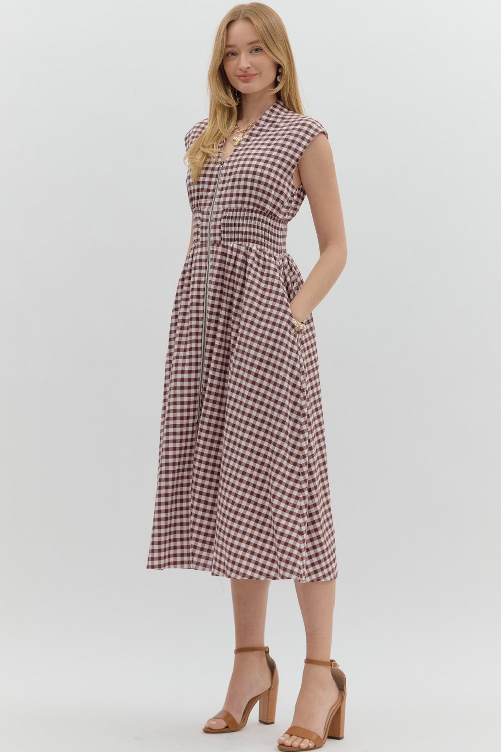 Gingham pattern V-neck sleeveless midi dress