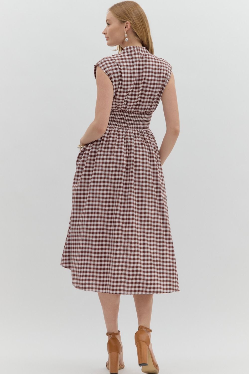 Gingham pattern V-neck sleeveless midi dress