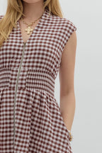 Gingham pattern V-neck sleeveless midi dress