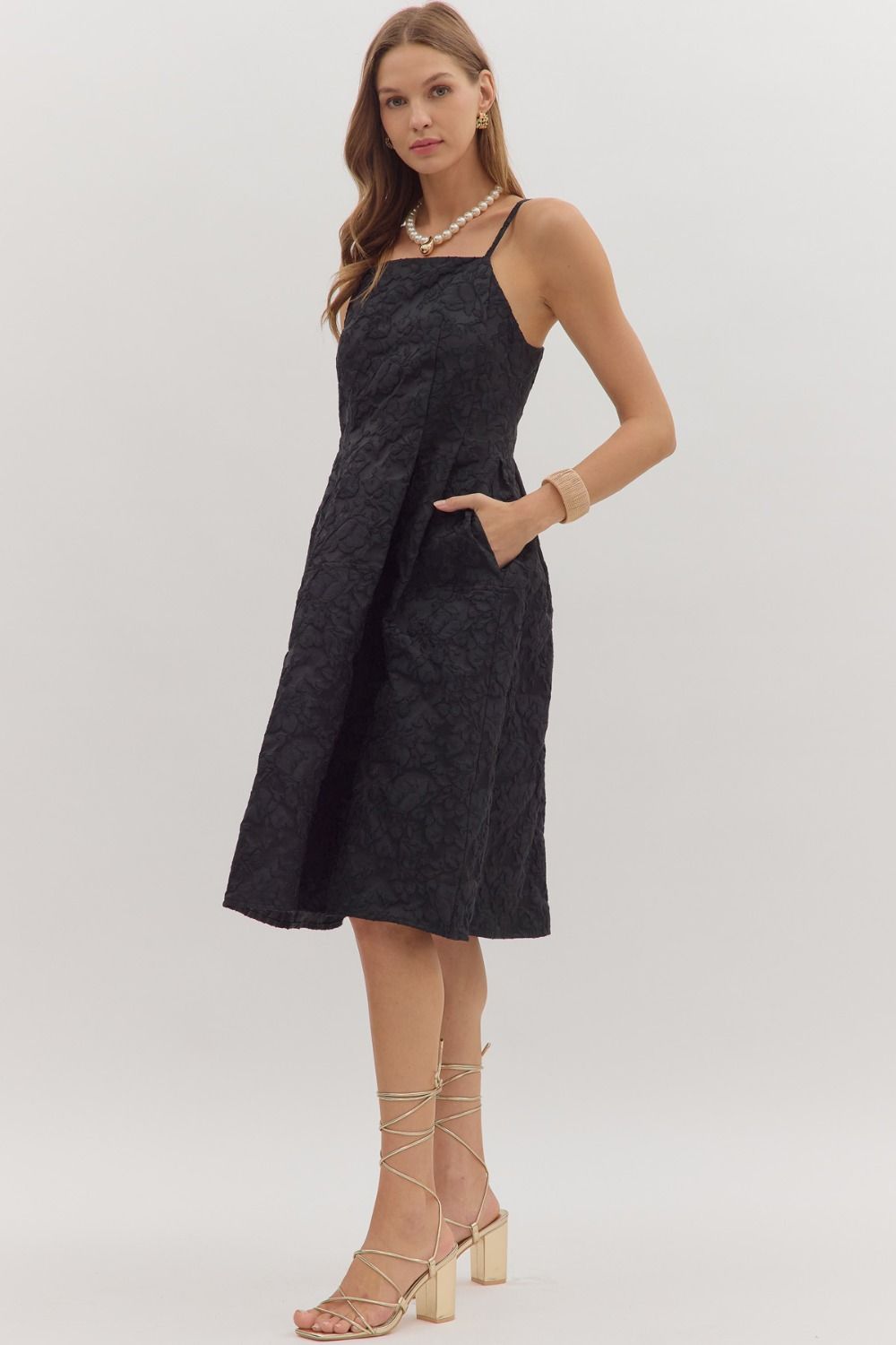 Black Floral Jacquard Sleeveless Midi
