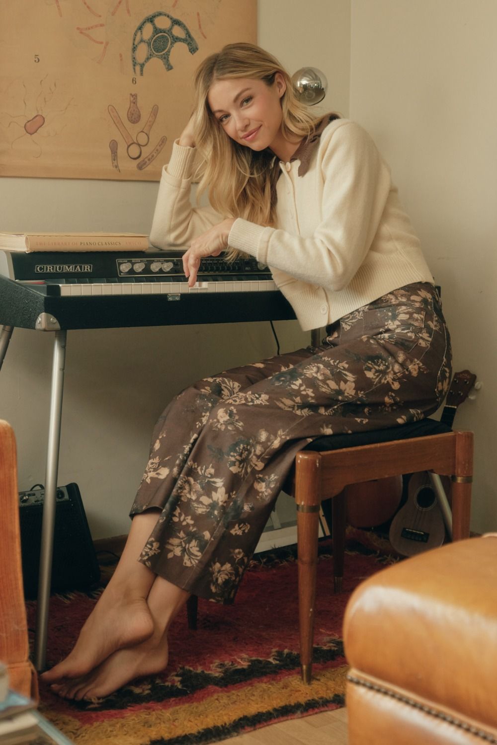 Floral pattern mid-rise ankle-length pants