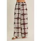 Coastal Breeze Earthy Aesthetic Seashell Print Wide-Leg Pant