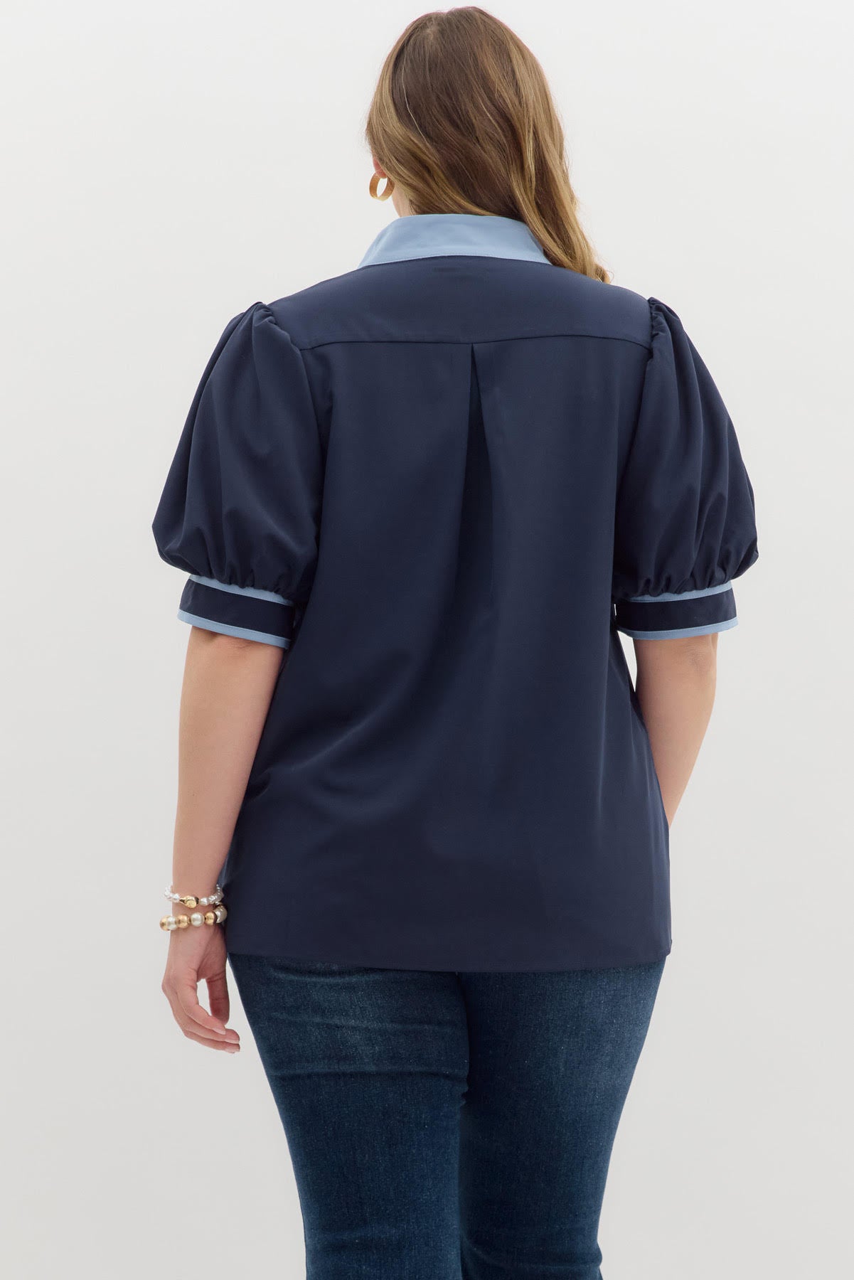 Solid cuff band short bubble sleeve pullover top